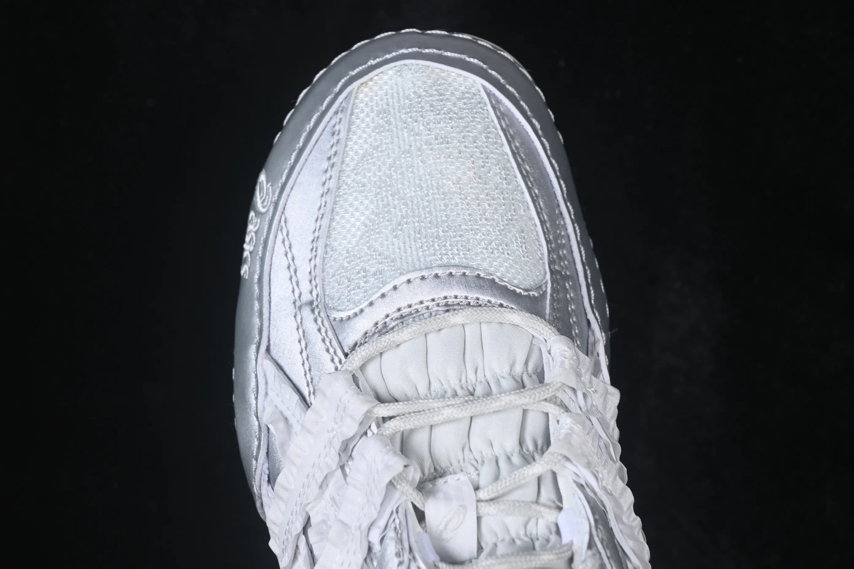 All categories Asics Asics series Asics Hypersync Asics Hypersync fashion retro breathable lightweight thin-soled moral training shoes 1203B146-100